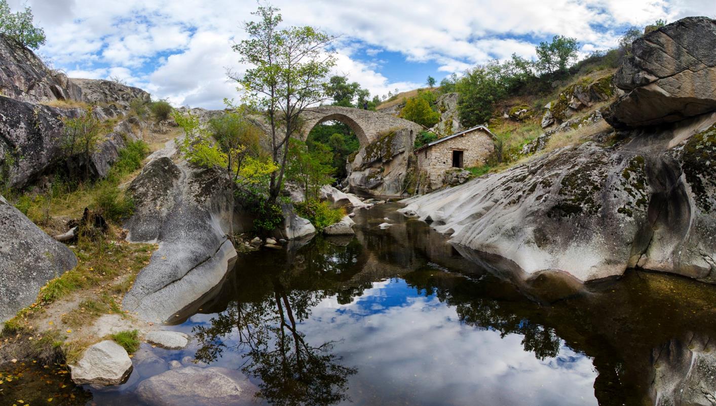 header picture of tour Through the Balkans